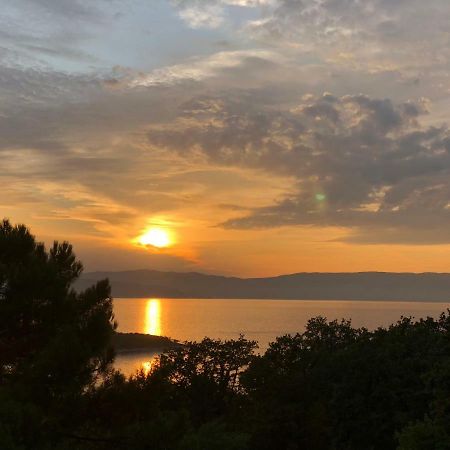 Mundial Apartments Njivice Dış mekan fotoğraf
