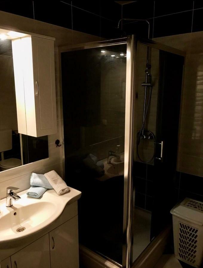 Mundial Apartments Njivice Dış mekan fotoğraf