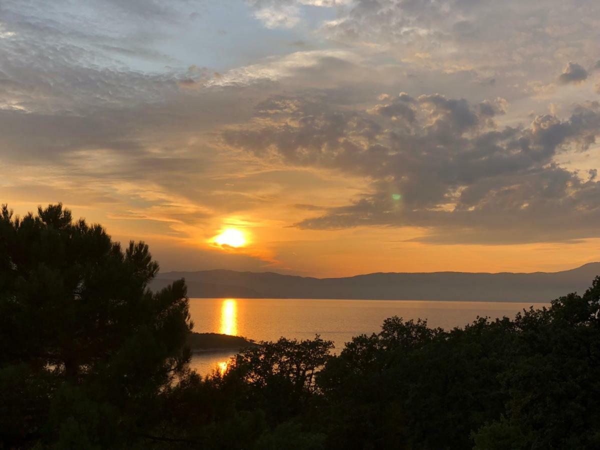 Mundial Apartments Njivice Dış mekan fotoğraf