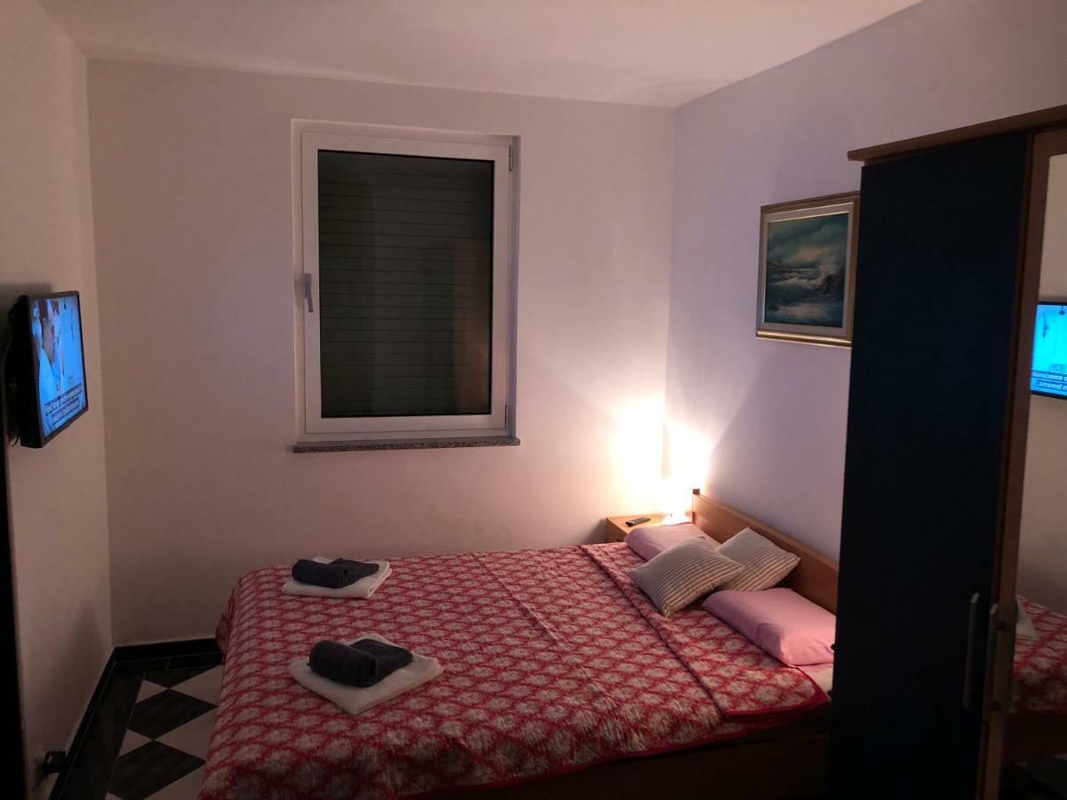 Mundial Apartments Njivice Dış mekan fotoğraf