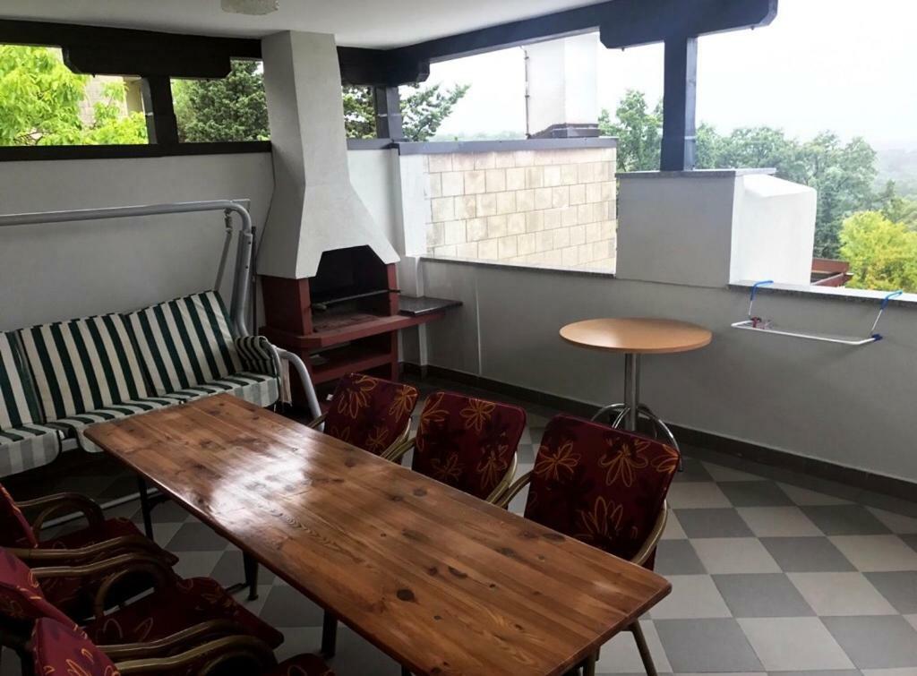 Mundial Apartments Njivice Dış mekan fotoğraf